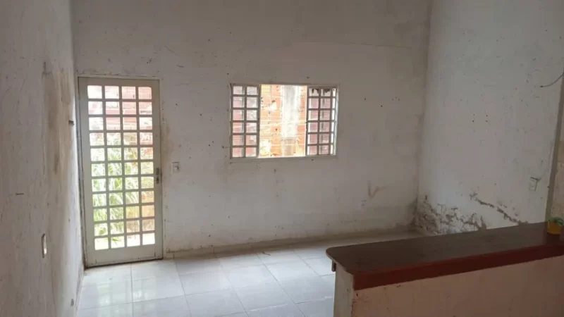 Casa Quitada e Escriturada á Venda - Recanto das Emas - Image 6