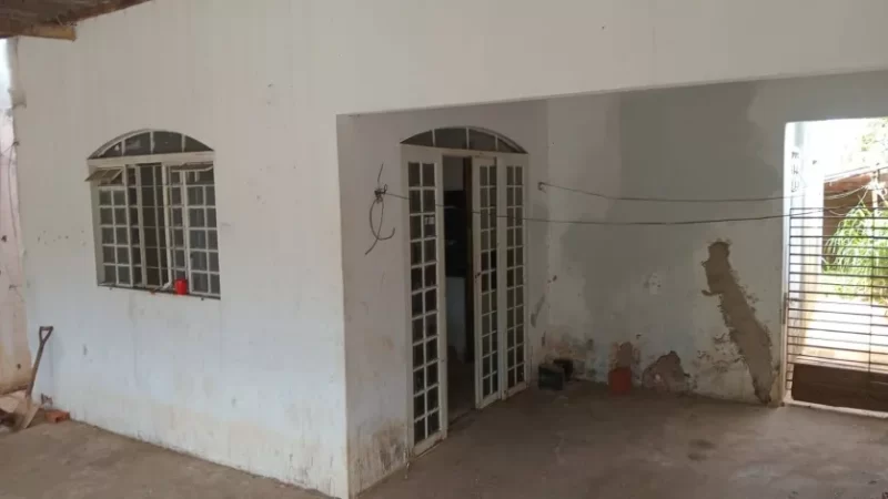 Casa Quitada e Escriturada á Venda - Recanto das Emas - Image 7